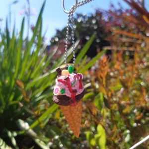 Collier glace Chocolat, Pomelos